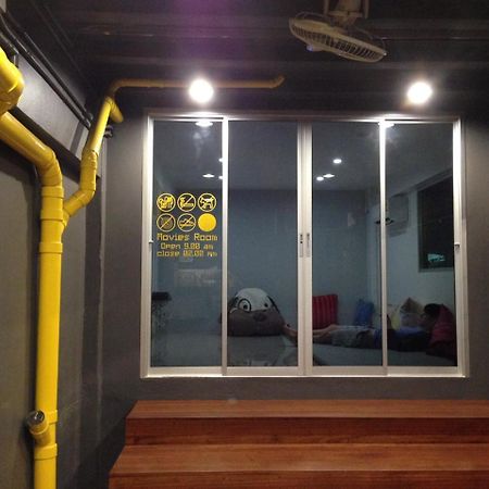 Auberge de jeunesse Cubic Bangkok Extérieur photo