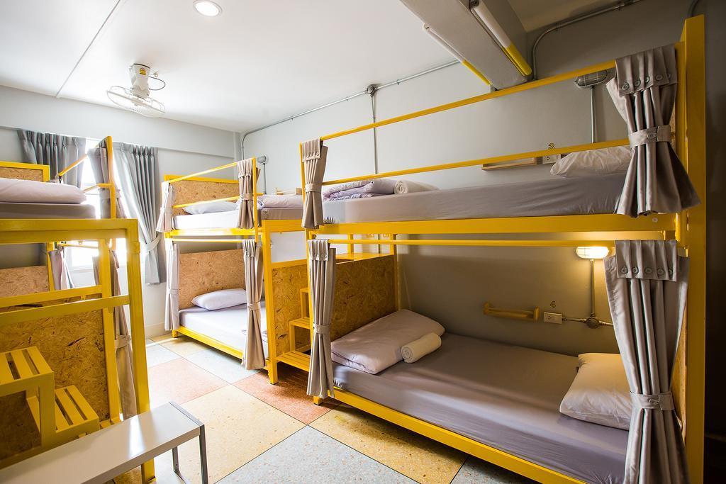 Auberge de jeunesse Cubic Bangkok Extérieur photo