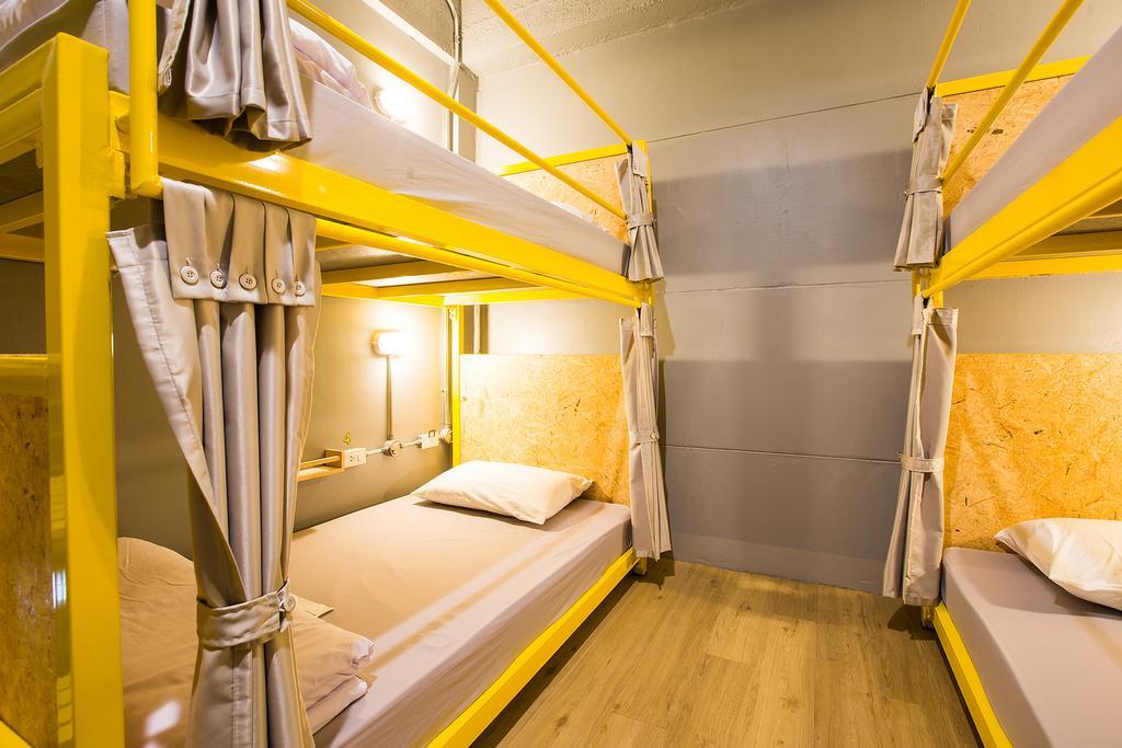 Auberge de jeunesse Cubic Bangkok Extérieur photo