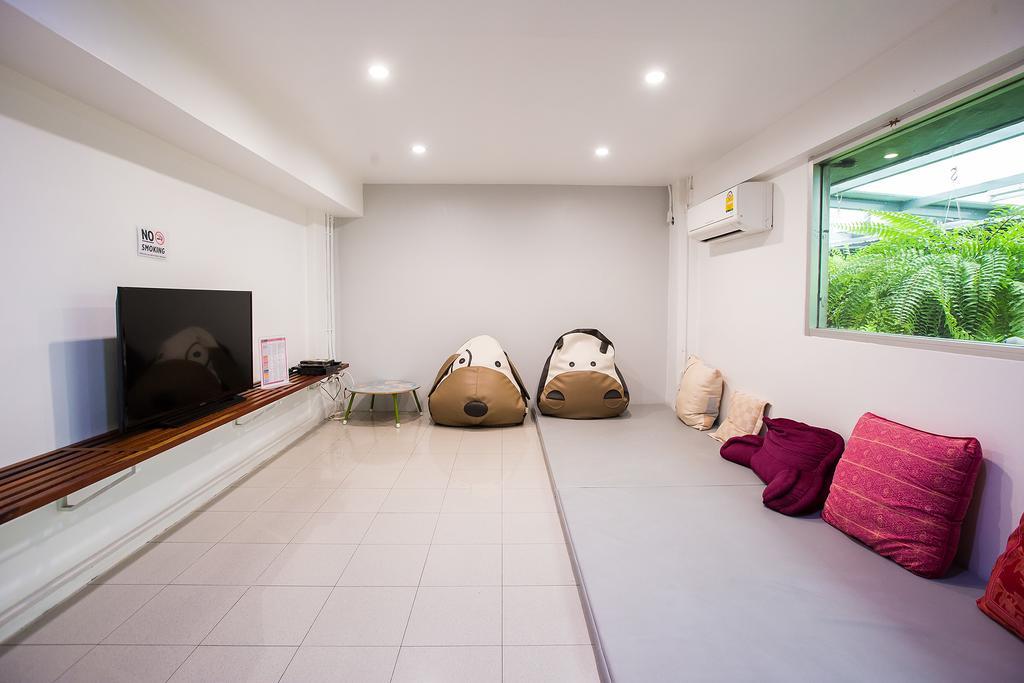 Auberge de jeunesse Cubic Bangkok Extérieur photo